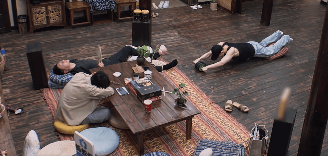 《向往的生活8》摆烂了，挺好