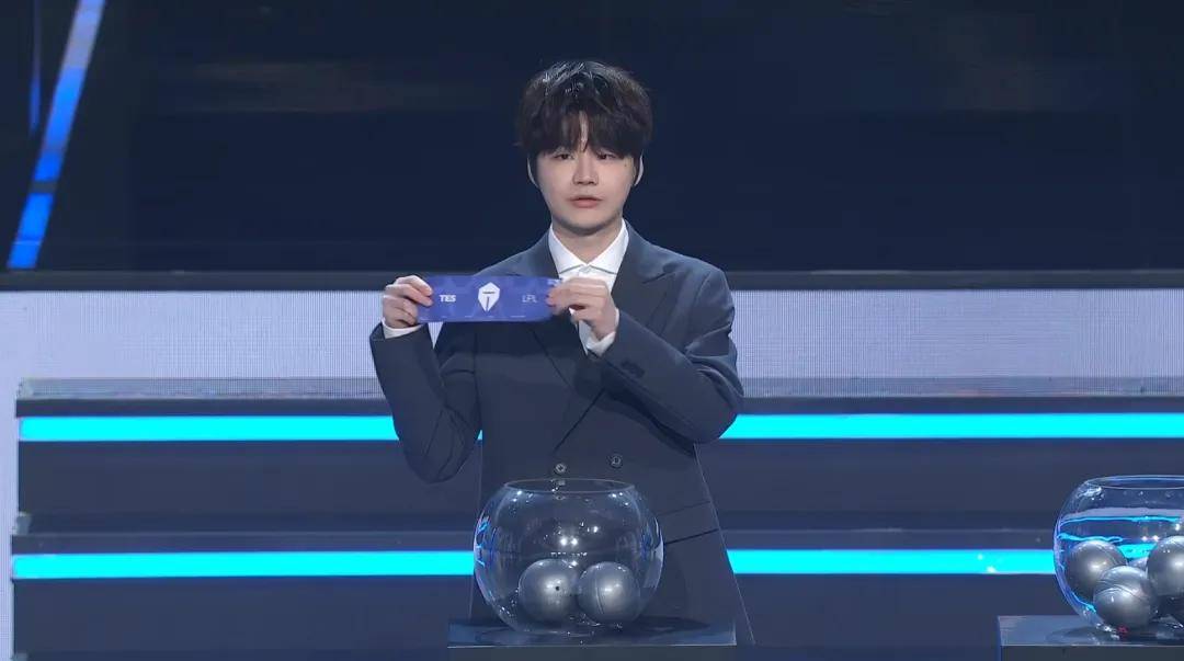 LOL凉了成最大骗局，LOL世界赛最倒霉战队诞生，LPL弃将复仇成功