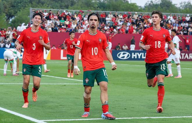 2-0，葡萄牙完胜劲旅，晋级U17世界杯半决赛，米德、内托各入一球
