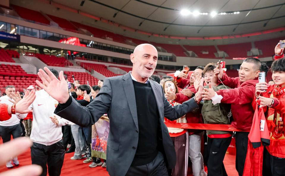 上海海港球队合同到期情况分析